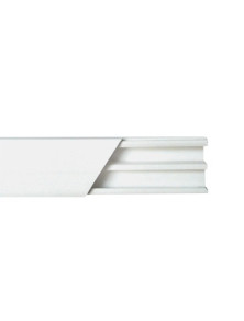 Canaleta blanca de PVC auto...