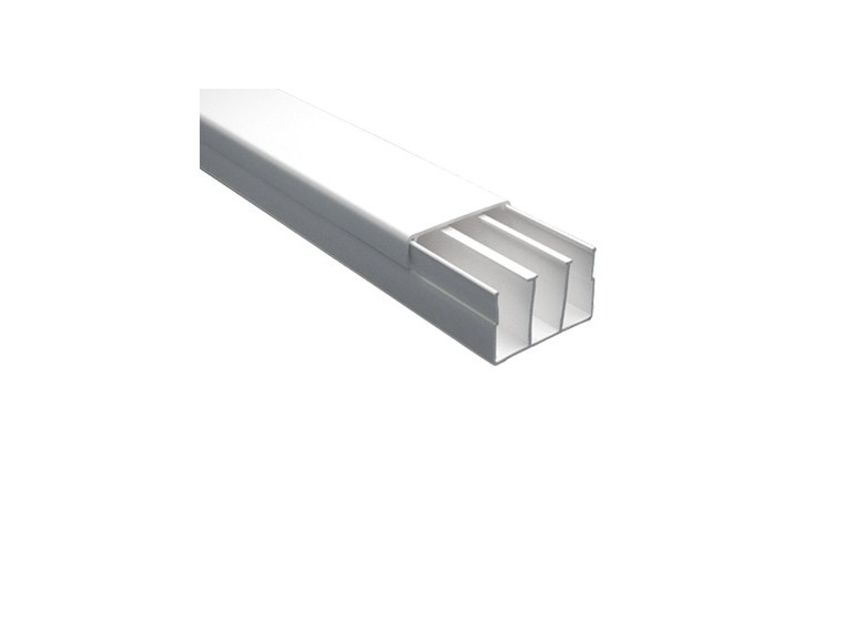 Canaleta sin troquel con tapa color blanco de PVC auto extinguible, 40 x 62 tramo 2.5m (6301-01251)